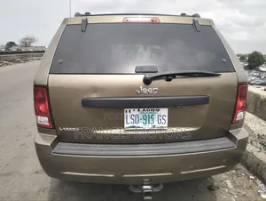 Jeep Cherokee 2010 Gray