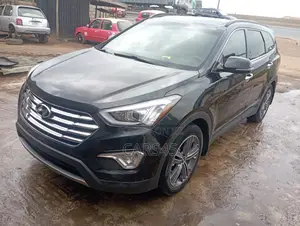 Hyundai Santa Fe 2016 Black