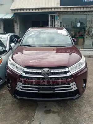 Toyota Highlander 2018 Brown