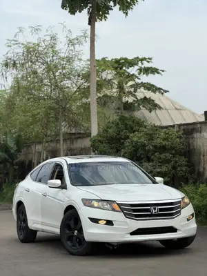 Honda Crosstour 3.5 FWD 2010 White