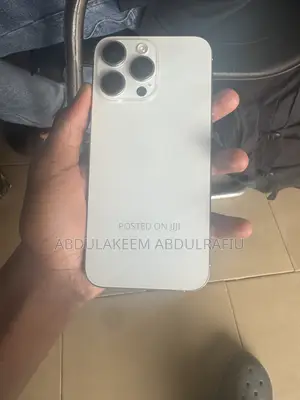 Apple iPhone 15 Pro Max 256 GB White
