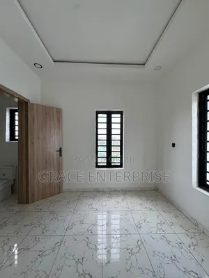 2bdrm Apartment in Richland Estate, Lakowe for rent