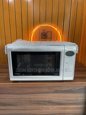 Microwave Oven With Grill