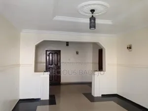 3bdrm Bungalow in Zionist East, Akala Express for rent