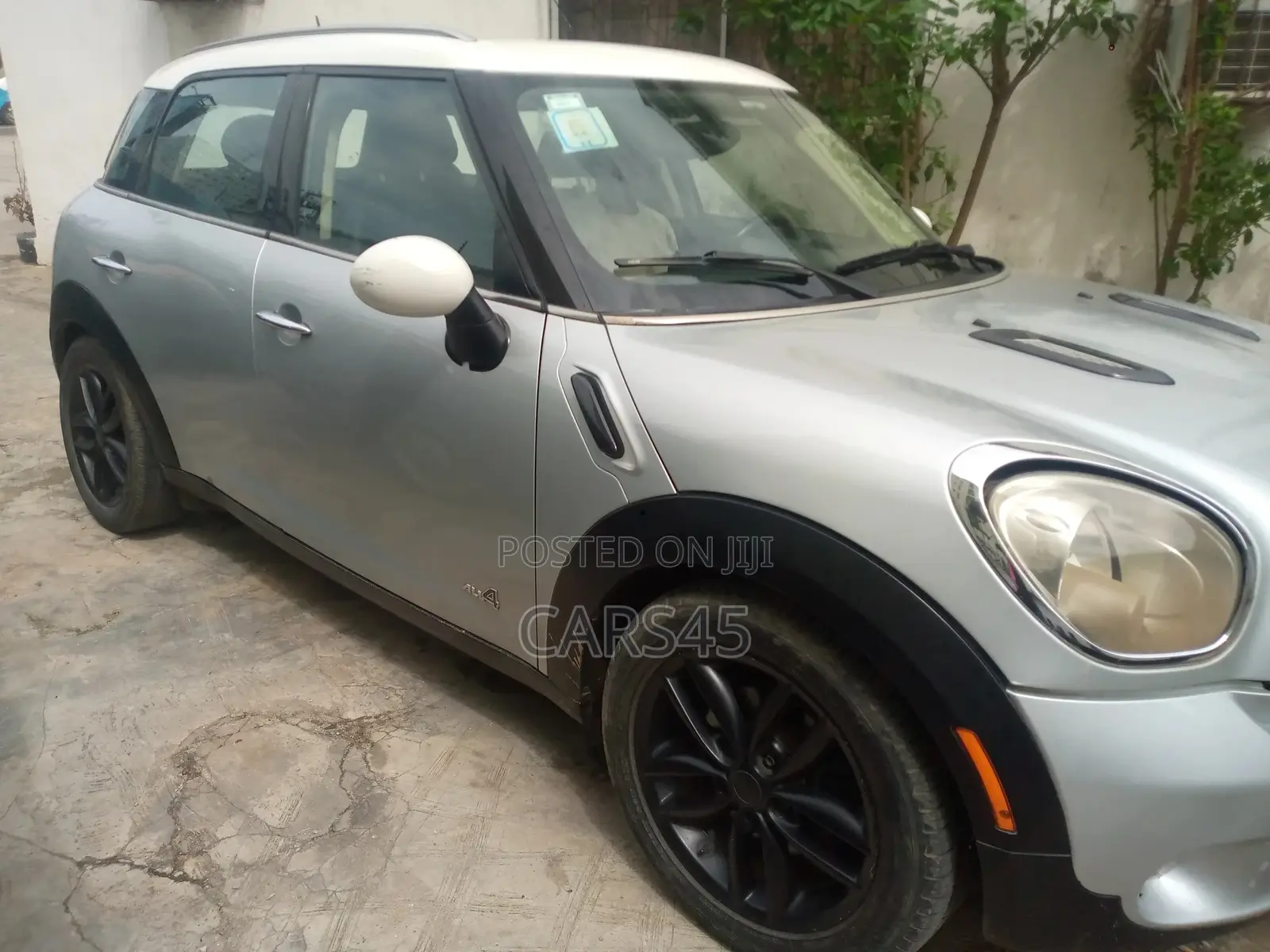 Mini Cooper 2011 Silver