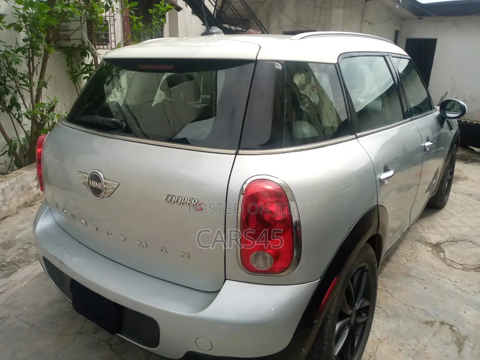 Mini Cooper 2011 Silver