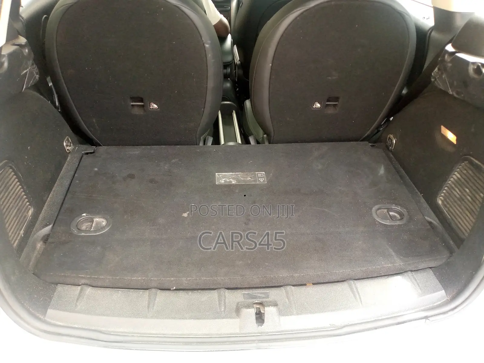 Mini Cooper 2011 Silver