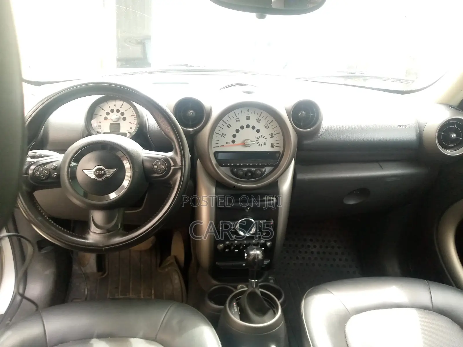 Mini Cooper 2011 Silver