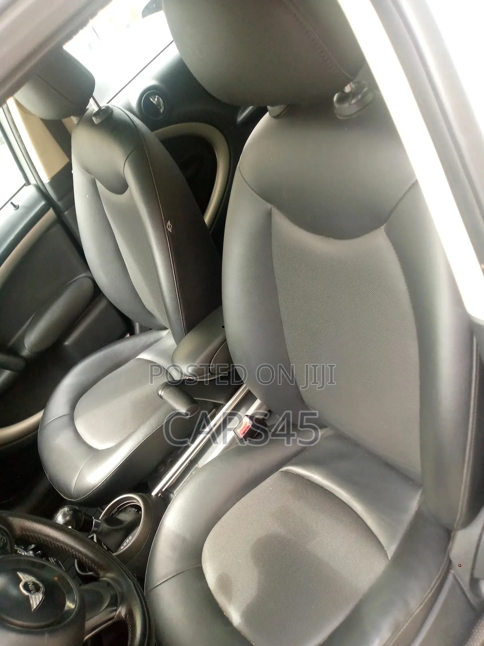 Mini Cooper 2011 Silver