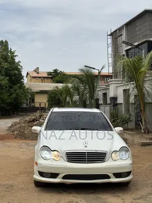 Mercedes-Benz C230 2007 White
