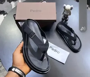Pedro Slippers Buckle