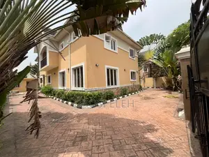 5bdrm House in Banana Island for rent