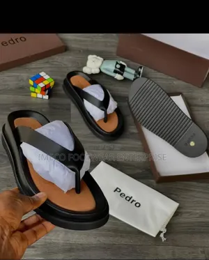 Pedro Slippers