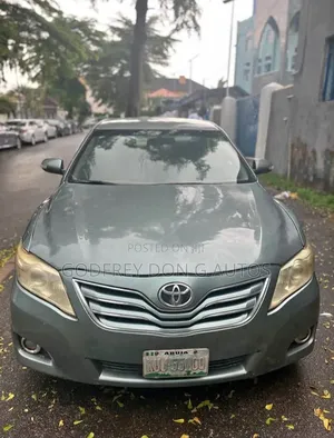 Toyota Camry 2008 Gray