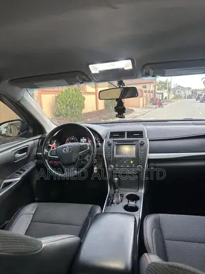 Toyota Camry 2016 Red