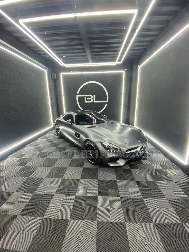 Premium Car Garage Floor Covering