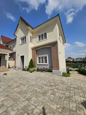 4bdrm Duplex in Guzape District for rent