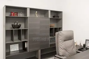Private And Shared Officespace