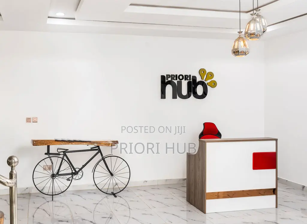 Private And Shared Officespace