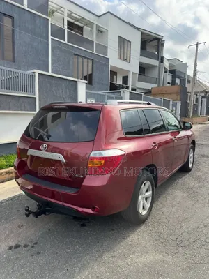 Toyota Highlander 2011 Red