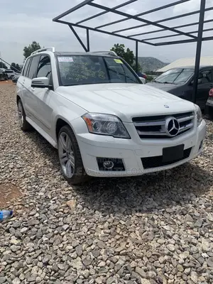 Mercedes-Benz GLK-Class 2010 Off white