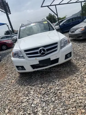 Mercedes-Benz GLK-Class 2010 Off white