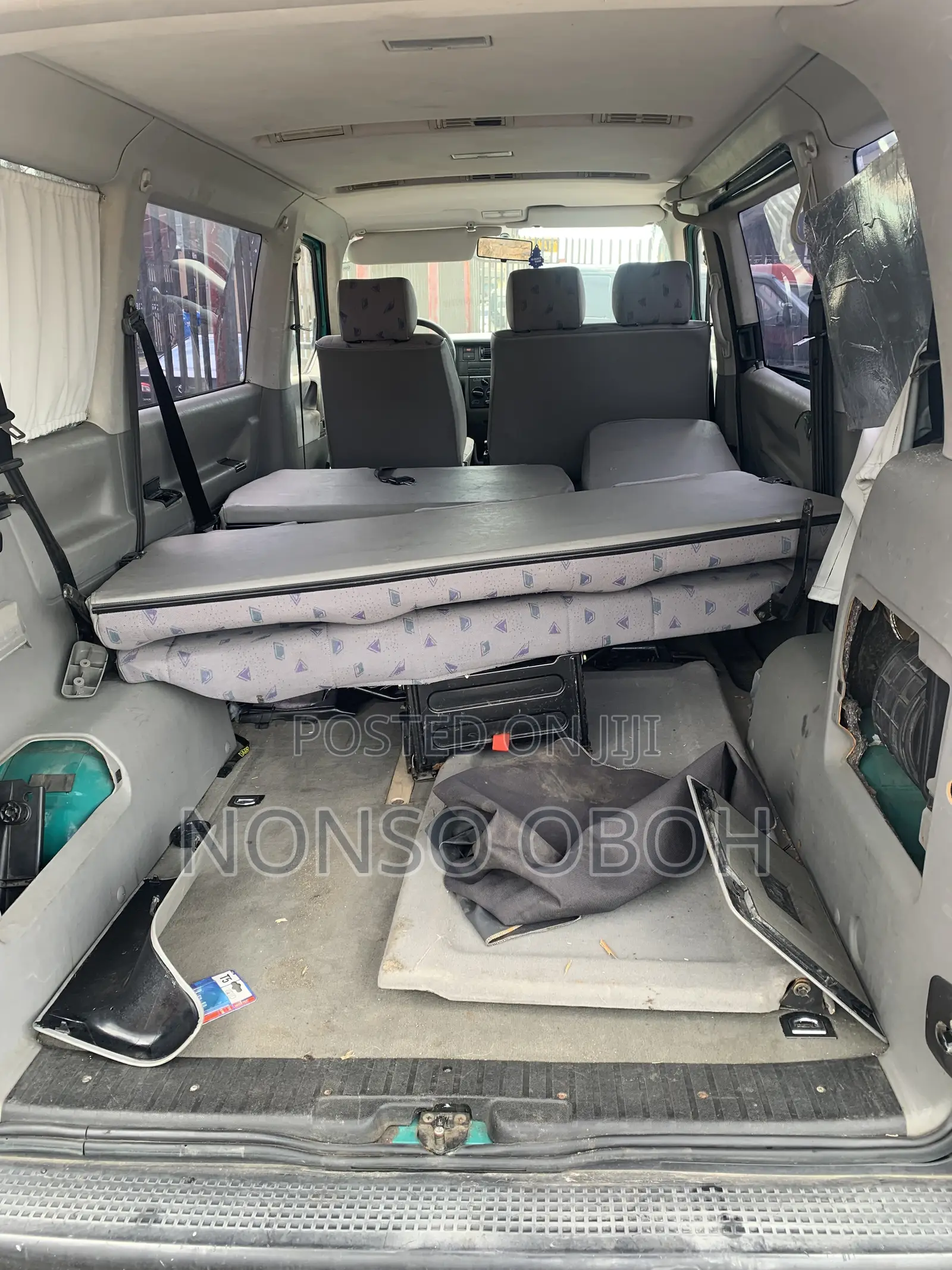 Volkswagen Transporter 2000 Green
