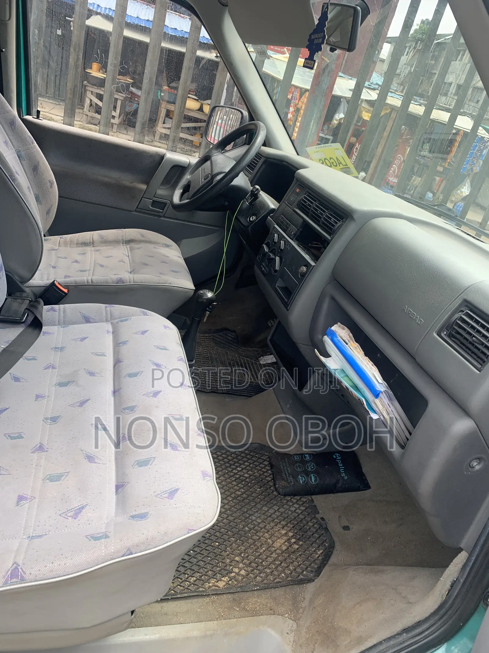 Volkswagen Transporter 2000 Green