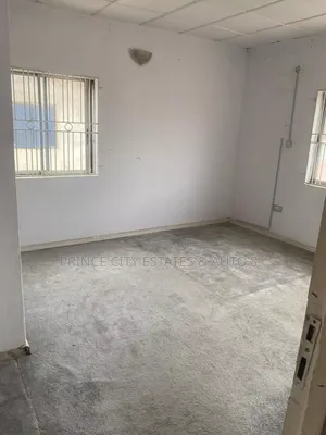 3bdrm Block of Flats in Off Ifako for rent