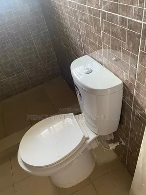 3bdrm Block of Flats in Off Ifako for rent
