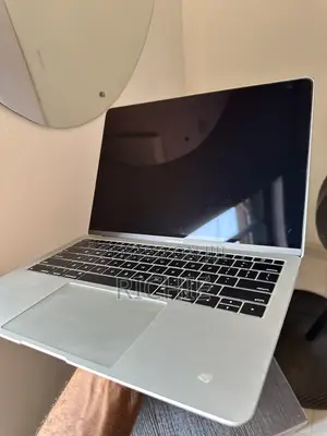 Laptop Apple MacBook Air 2019 16GB Intel SSD 256GB