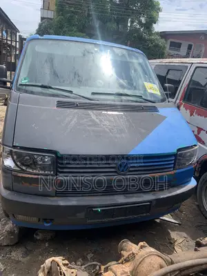 Volkswagen Transporter 2002 Blue