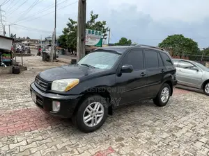 Toyota RAV4 Automatic 2003 Black