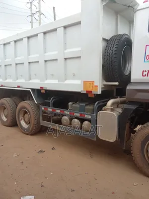 20 Ton of Granite and Shaep Sand