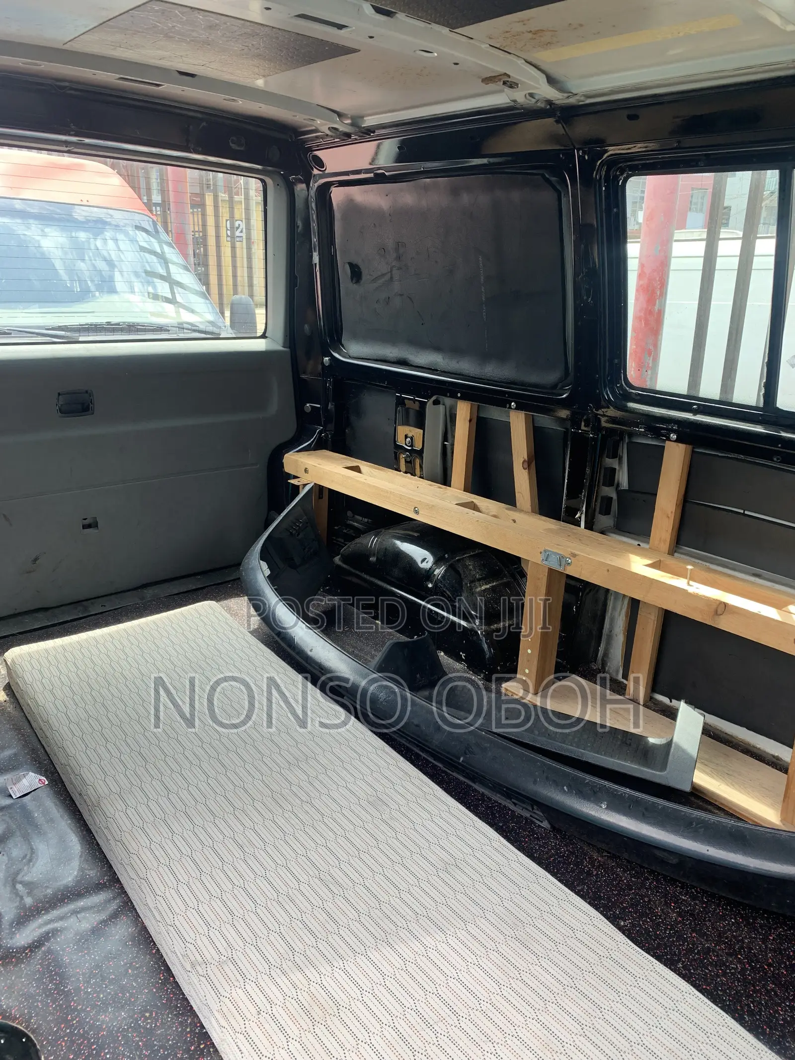Volkswagen Transporter 2002 Black