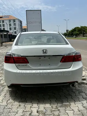 Honda Accord EX-L 4dr Sedan (2.4L 4cyl CVT) 2015 White