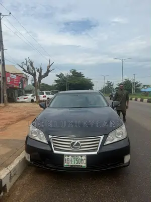 Lexus ES 350 2010 Black