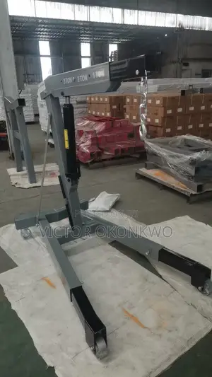 Workshop Crane