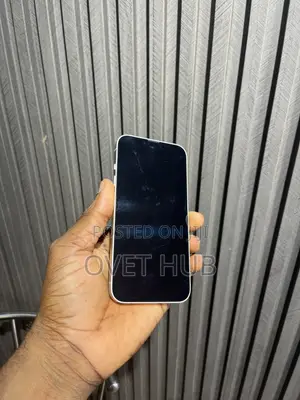Apple iPhone 13 128 GB White
