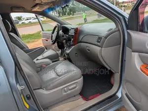 Toyota Sienna 2007