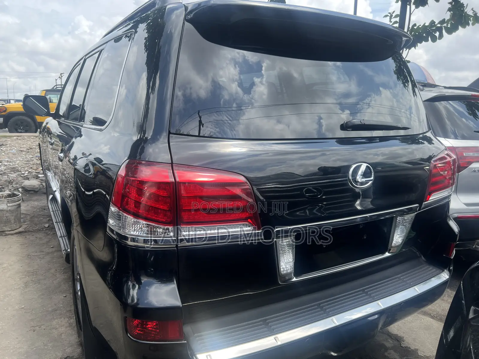 Lexus LX 570 AWD 2016 Black