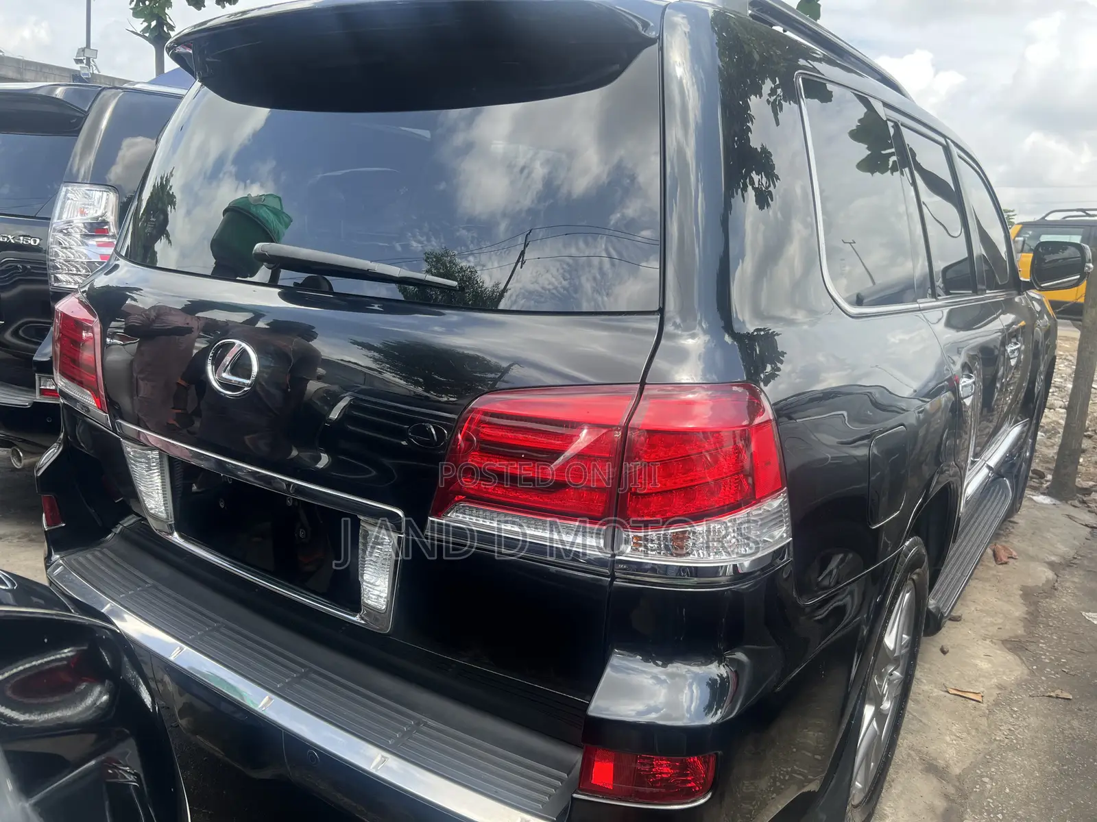 Lexus LX 570 AWD 2016 Black
