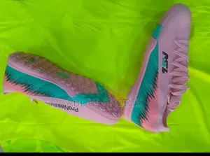 Cheap Studless Football Boot