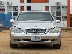 Mercedes-Benz C230 2006 Silver