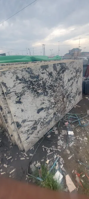 Indian Wayvo Granite Slab