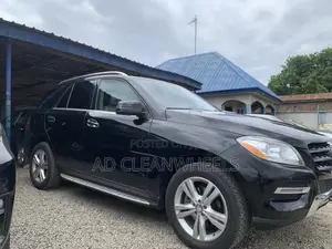 Mercedes-Benz M Class ML350 4MATIC 4dr SUV AWD (3.5L 6cyl 7A) 2015