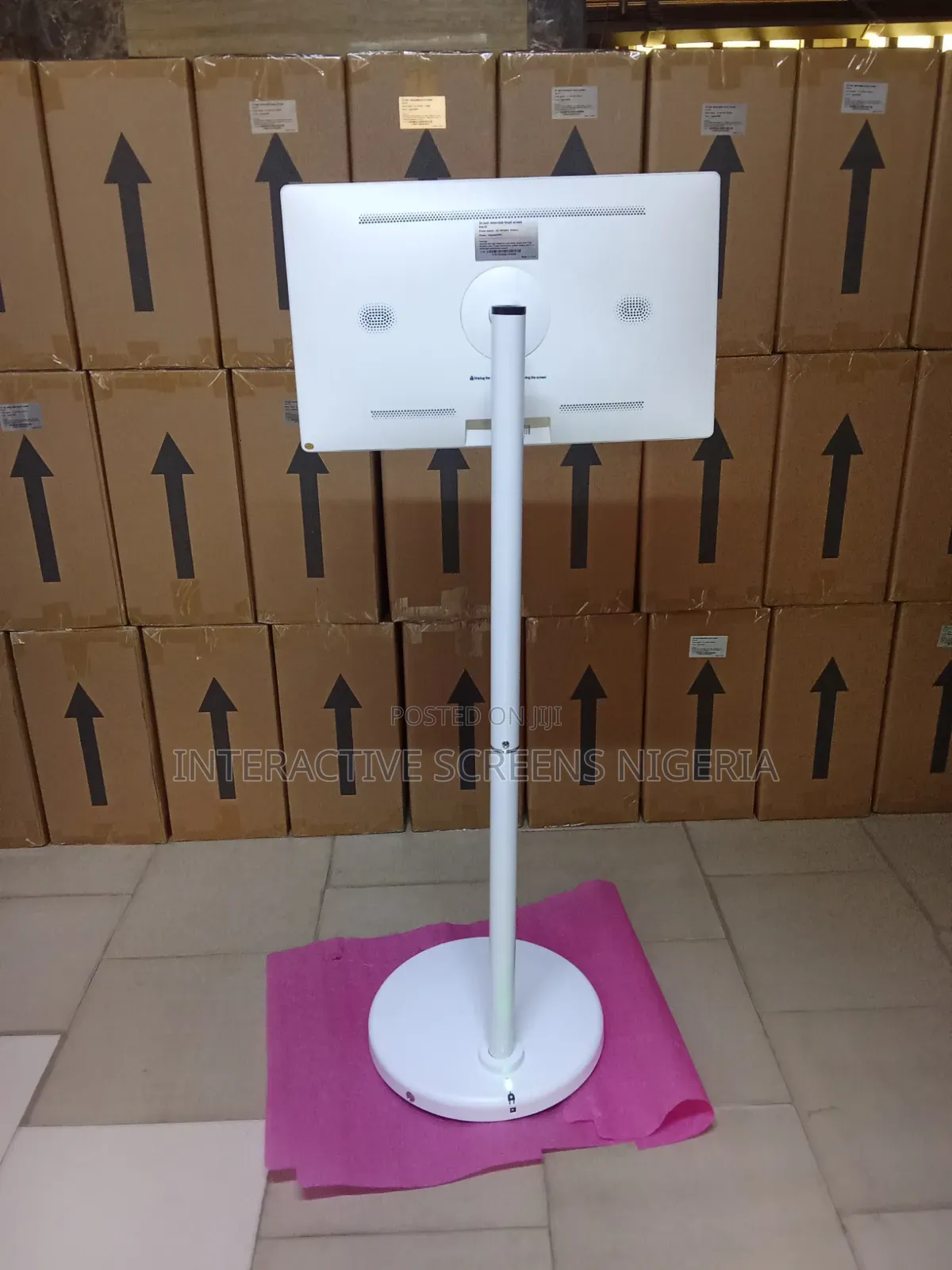 24 Inches Rotating Touchscreen