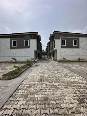 Furnished 3bdrm Duplex in Spring Residence, Rumuodara for sale