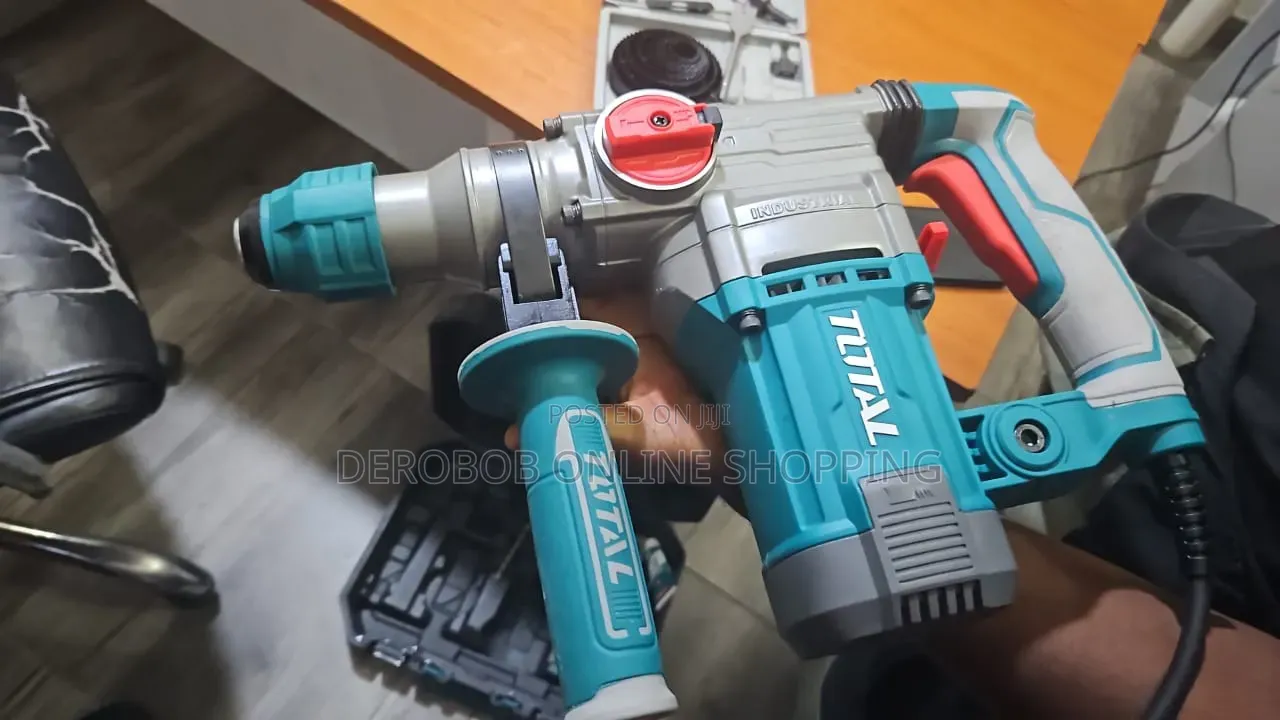 Total 1500w Rotary Hammer