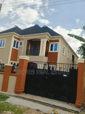 2bdrm Block of Flats in Akilapa Estate, Ibadan for rent